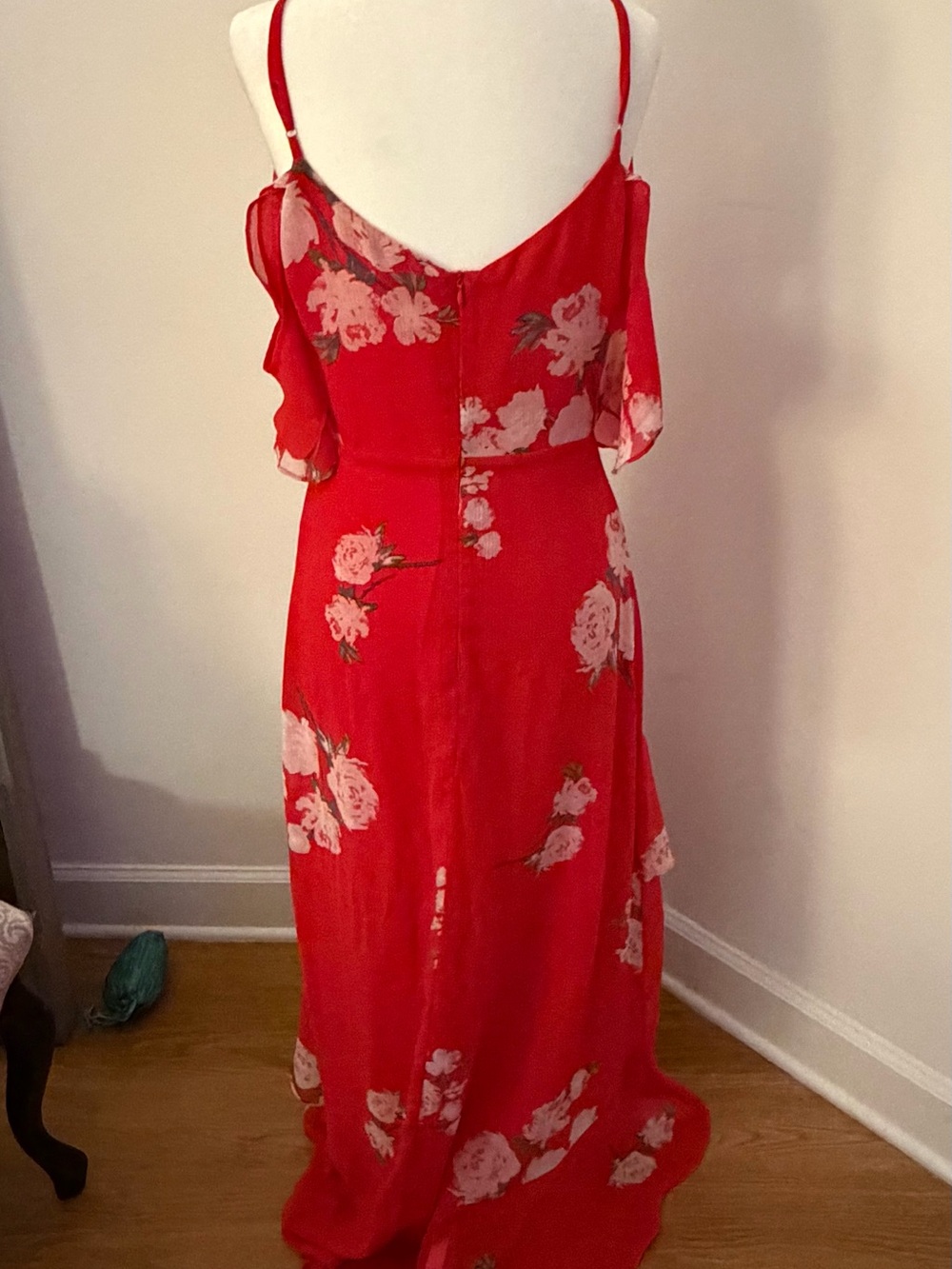 Red Floral Cold-Shoulder Maxi Dress - Picture 2 of 2